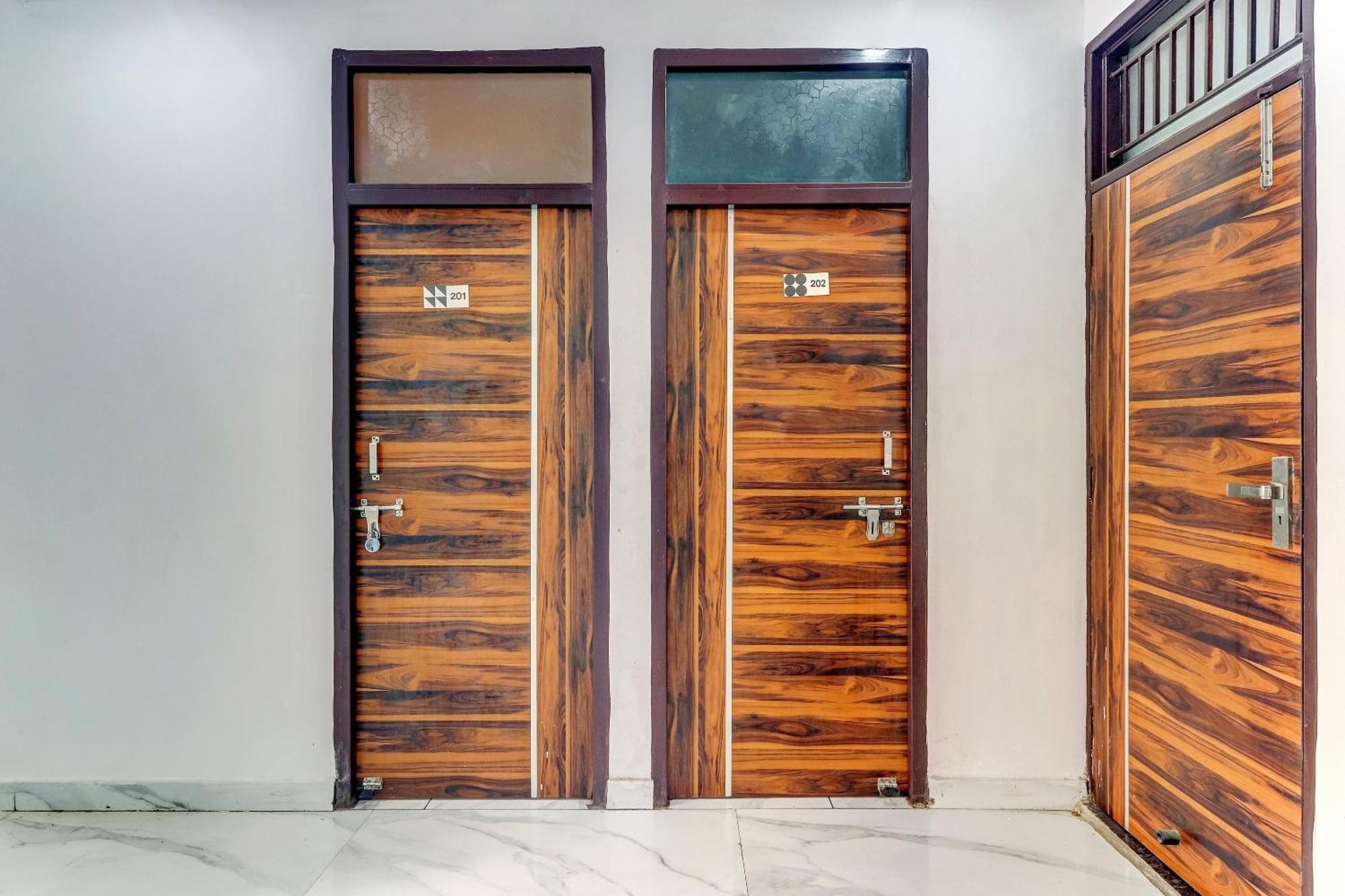 Hotel O Cozy Stay Delhi  Esterno foto