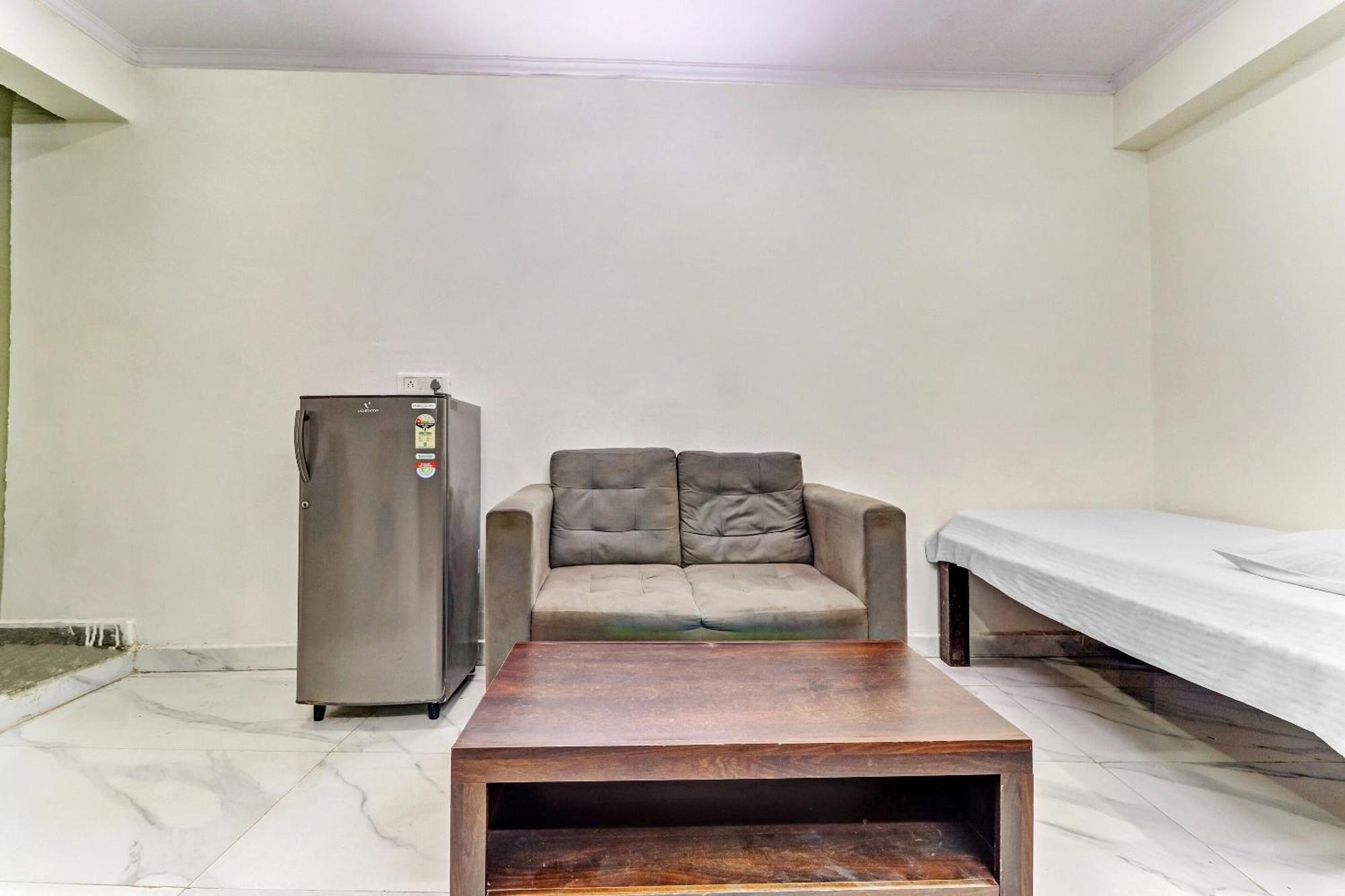 Hotel O Cozy Stay Delhi  Esterno foto